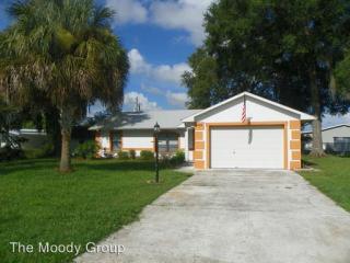 5428 Genevieve Cir, Zephyrhills FL  33542-6104 exterior