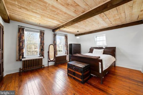 40 Collingswood Ave, Camden NJ 08107-1242 exterior