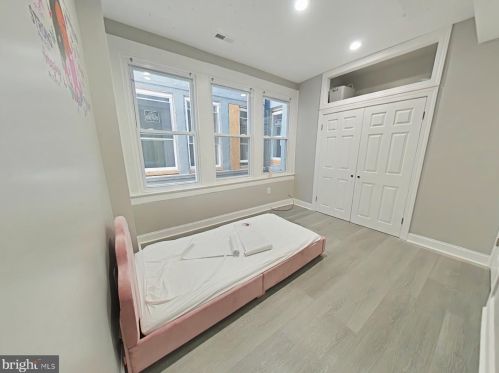 6217 Chestnut, Philadelphia PA 19104-3120 exterior