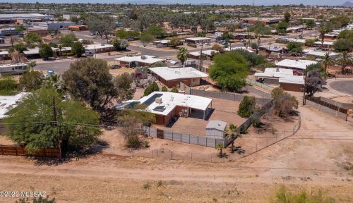 8105 Beverly St, Tucson AZ 85710-5929 exterior