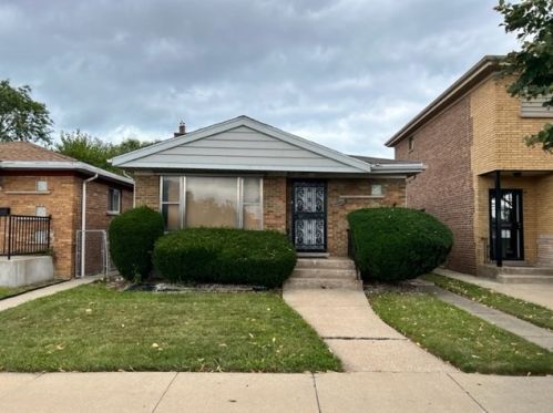 8053 State St, Chicago, IL 60619-3513