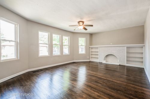 9405 Elizabeth St, Chicago, IL 60620-3612