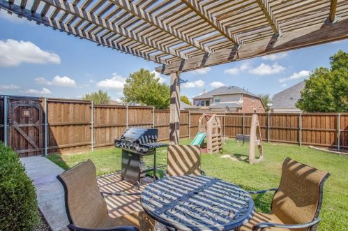 11026 Ln Grange Dr, Frisco TX 75035-6403 exterior