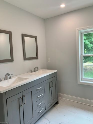 10 5th Ave, Dover NJ  07803-3241 exterior