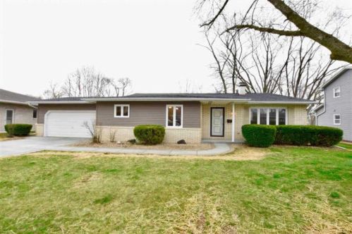 1820 Valle Vista Blvd, Pekin, IL 61554-6341