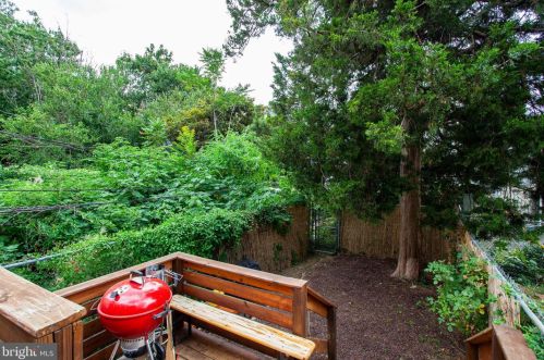 5150 Cedar Ave, Philadelphia PA 19143-1524 exterior