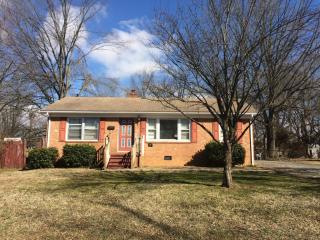 411 Climax St, Graham, NC 27253-1608