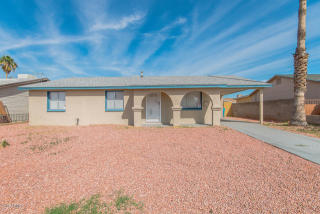 7240 Turney Ave, Phoenix AZ  85033-2541 exterior