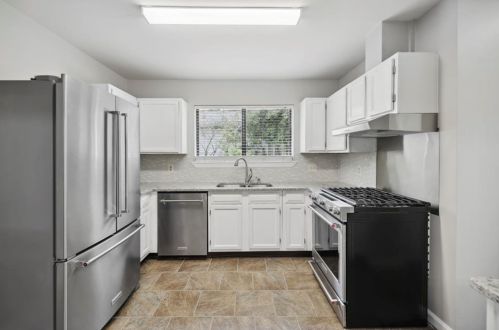 1406 Cartecay Dr, Atlanta GA  30319-3404 exterior