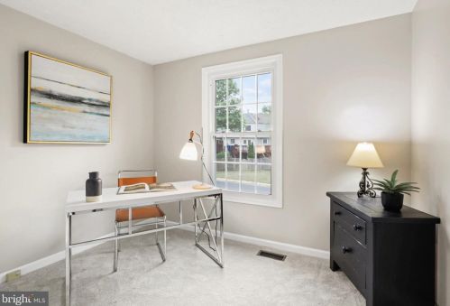 6023 Chicory Pl, Alexandria VA 22310-1795 exterior