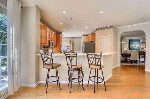 4948 China Gdn Dr, Austin TX 78730-3576 exterior