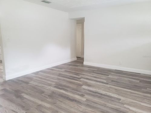 7105 Bonito St, Tampa FL  33617-8405 exterior