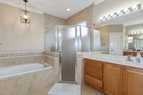 14619 Indigo Lk Cir, Naples FL 34119-4812 exterior