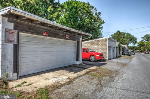 404 Ross St, Lancaster PA 17602-1944 exterior