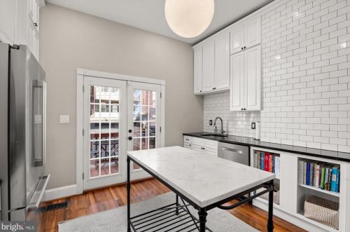 42 Quincy Pl, Washington DC 20001-1107 exterior