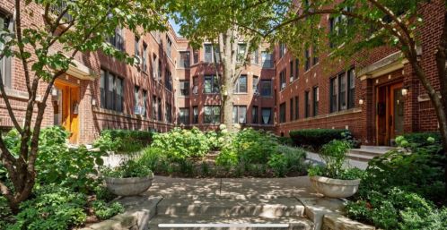 2110 Montrose Ave, Chicago, IL 60618-1720