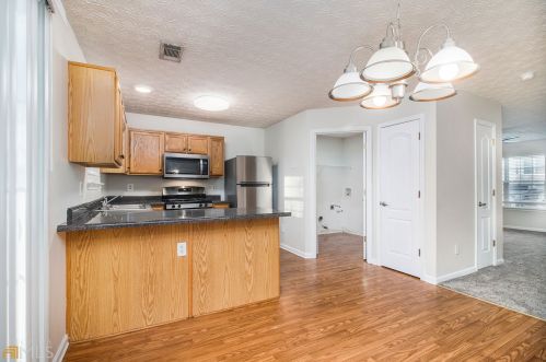 2960 Fields Dr, Lithonia GA  30038-2082 exterior