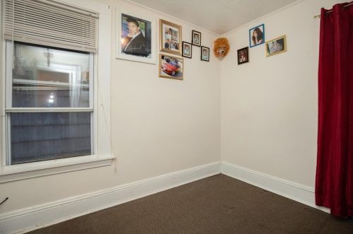 184 Chelsea St, Boston MA exterior