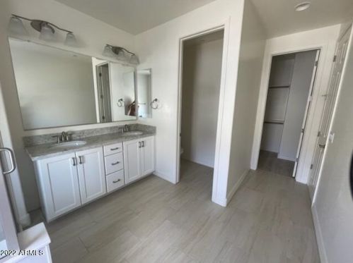 25428 19th Dr, Phoenix AZ  85085-5380 exterior