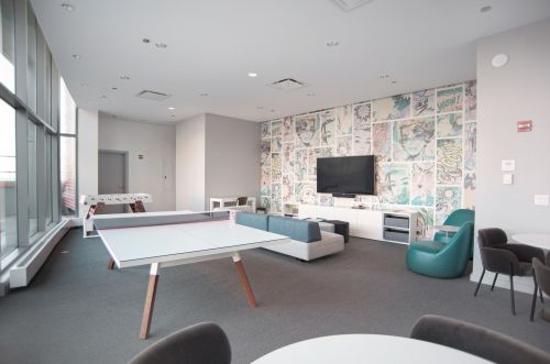 450 Waterside Dr, Chicago IL  60601-4702 exterior