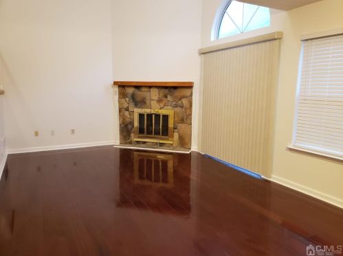 210 Nebula Rd, Piscataway NJ  08854-5449 exterior