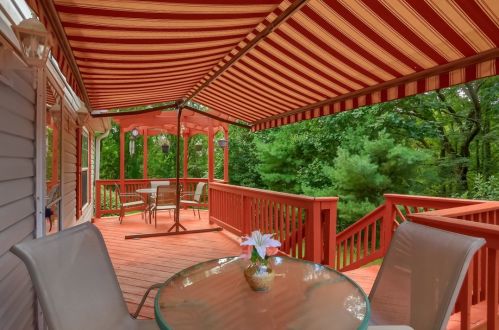 1599 Us Route 30, Hookstown PA 15050-1424 exterior