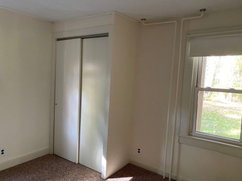 97 4 St, Dover NH 03820-2985 exterior