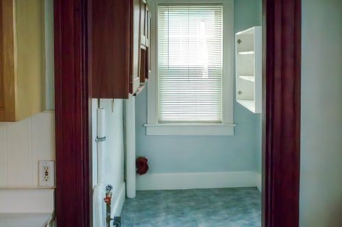 16 Chapel St, Concord NH 03301-4305 exterior