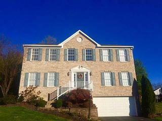 6017 Hawthorn Dr, Moon Twp, PA 15108-9065