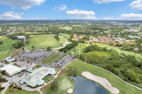 9866 Perfect Dr, Fort Pierce FL 34986-3031 exterior