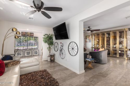 1118 Colter St, Phoenix AZ 85018-1640 exterior