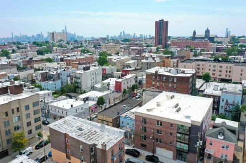 703 28 St, Union City NJ 07087-2305 exterior