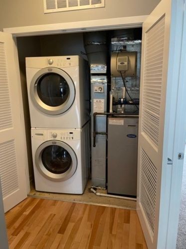 1075 Roosevelt Rd, Chicago IL  60608-1665 exterior