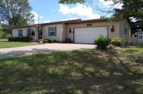 201 Jeanette St, Grayling MI  49738-7856 exterior