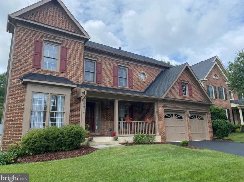 10614 Maplecrest Ln, Rockville MD  20854-6339 exterior