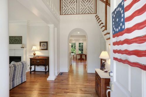 1458 Council Bluff Dr, Atlanta, GA 30345-4177