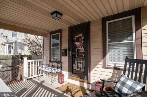 914 Park Ave, Trenton, NJ 08610-4633