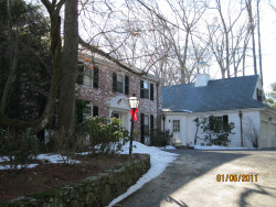 10 Fox Ln, Newton, MA 02459-3024