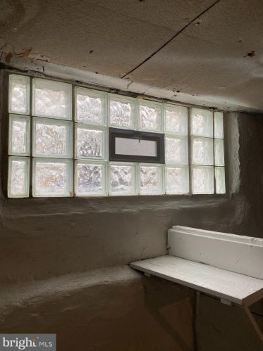 6242 Hazel Ave, Philadelphia PA 19143-1937 exterior