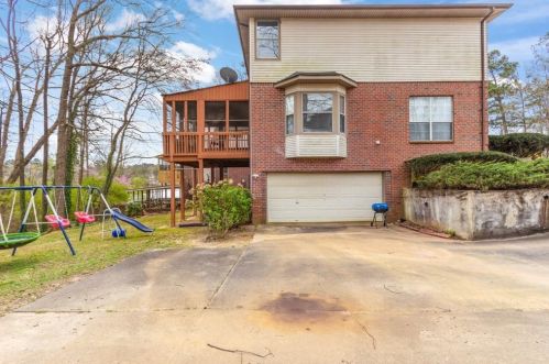 629 Shr Rd, Lithonia GA 30058-5991 exterior