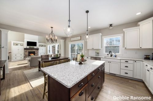 1839 Starr View Ln, Middlevle MI 49333-8061 exterior