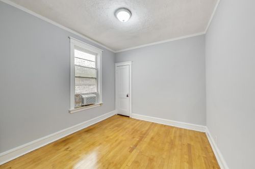 2255 Addison St, Chicago IL 60618-6017 exterior