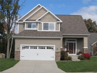 452 Hickory Bluff Ln, Lyndon Twp, MI 48118-1200