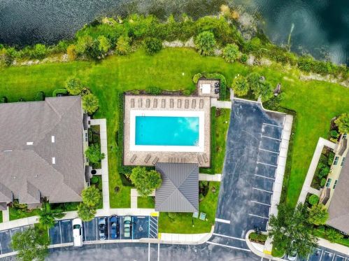 9084 Gervais Cir, Naples FL 34120-4787 exterior
