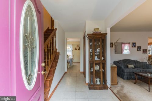 26 Shadow Stone Dr, Blenheim, NJ 08012-5238