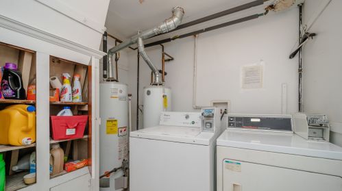 3133 Lyndale St, Chicago IL 60647-2823 exterior