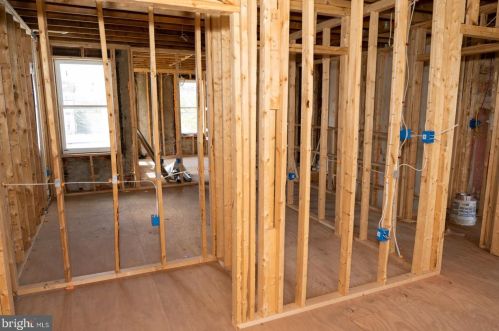 2028 29 St, Philadelphia PA 19132-3022 exterior