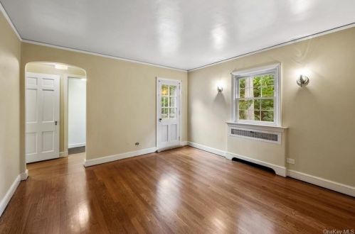 176 Douglas Pl, Mount Vernon NY 10552-1144 exterior