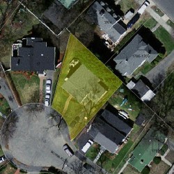 15 Bonmar Cir, Newton MA 02466-2708 aerial view
