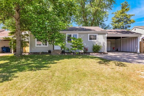 12143 Sunnycrest Pl, Hazelwood, MO 63043-1222